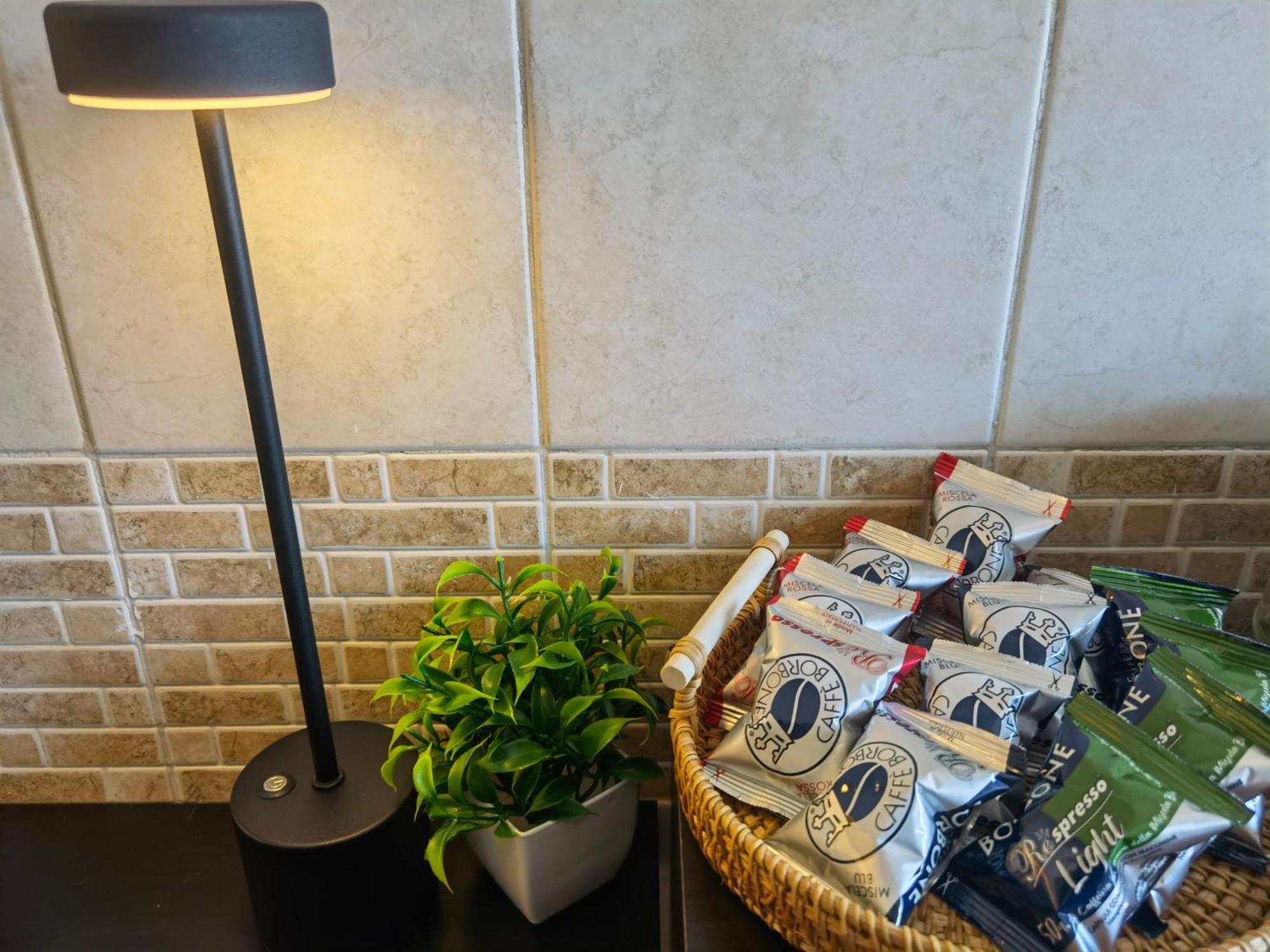 רומא Metro Lodi Apartment מראה חיצוני תמונה